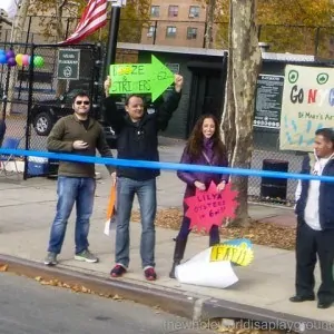 New York Marathon 2013 Funny Signs