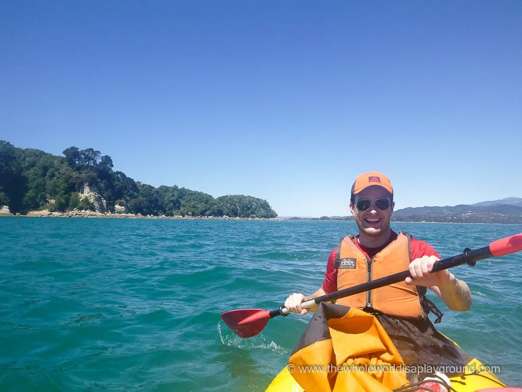 Kayak Abel Tasman @thewholeworldisaplayground