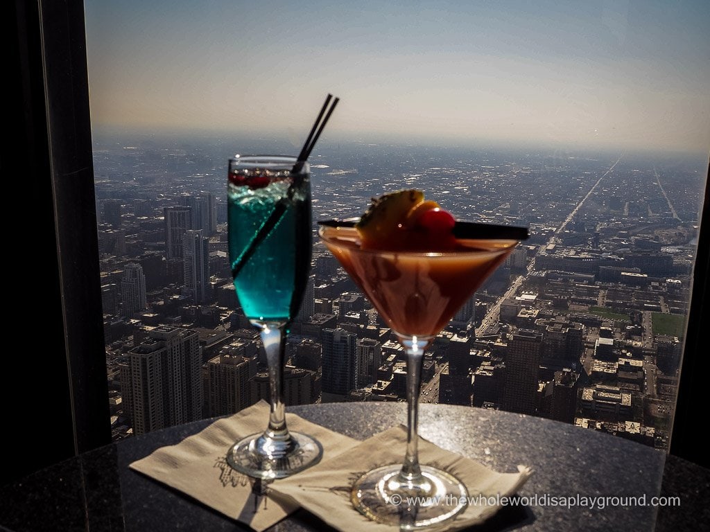 Signature Lounge Chicago ©thewholeworldisaplayground