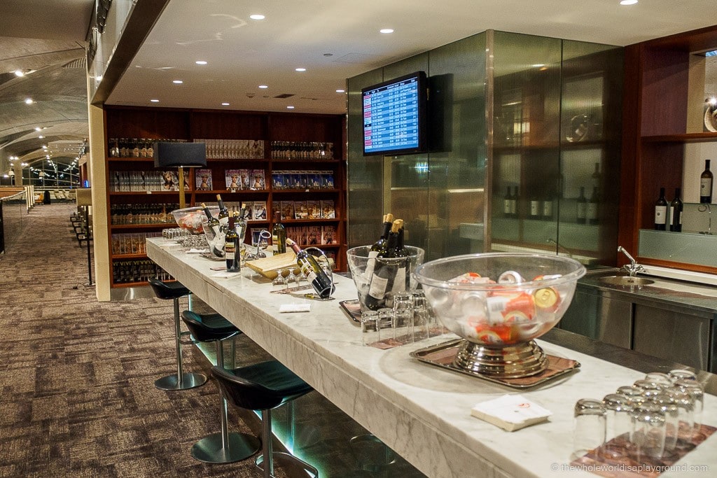 royal jordanian lounge