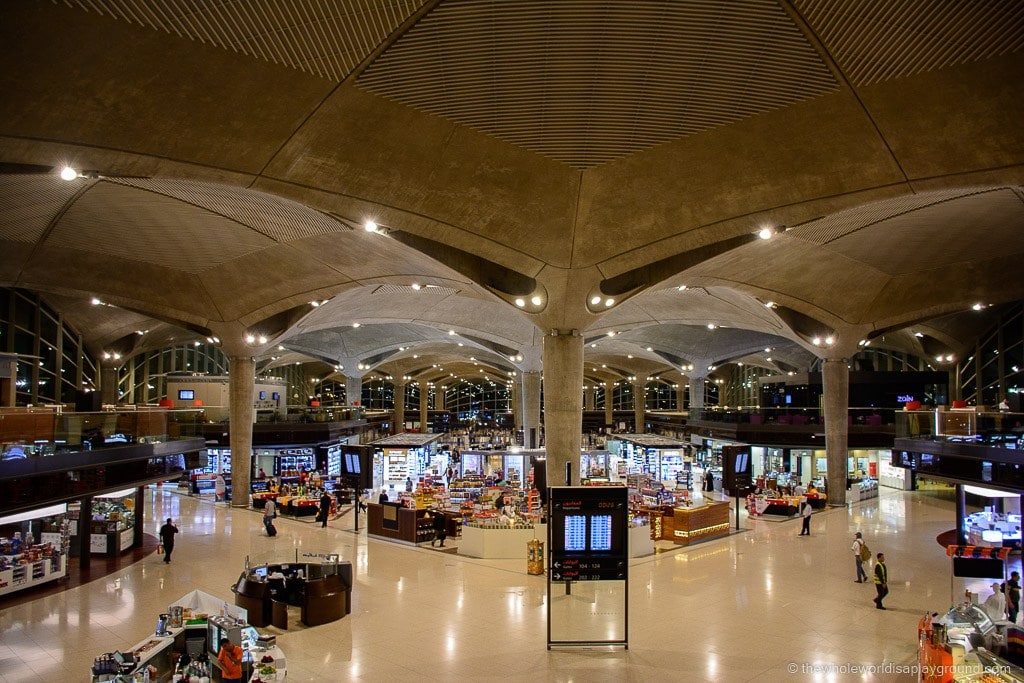 Royal Jordanian Crown Lounge, Queen Alia International Airport, Amman, Jordan | The Whole World A Playground