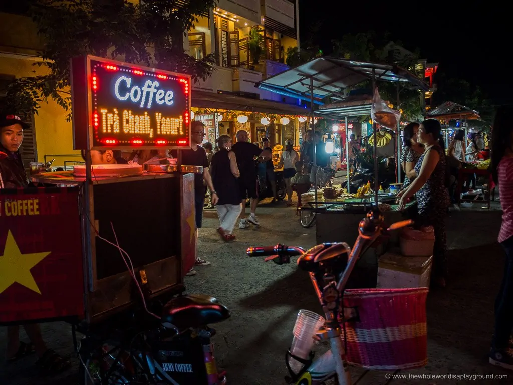 Hoi An Full Moon Lantern Festival ©thewholeworldisaplayground