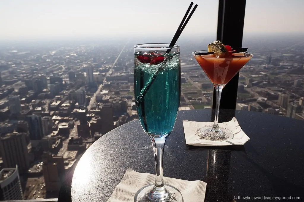 bars with most spectacular views the world ©thewholeworldisaplayground
