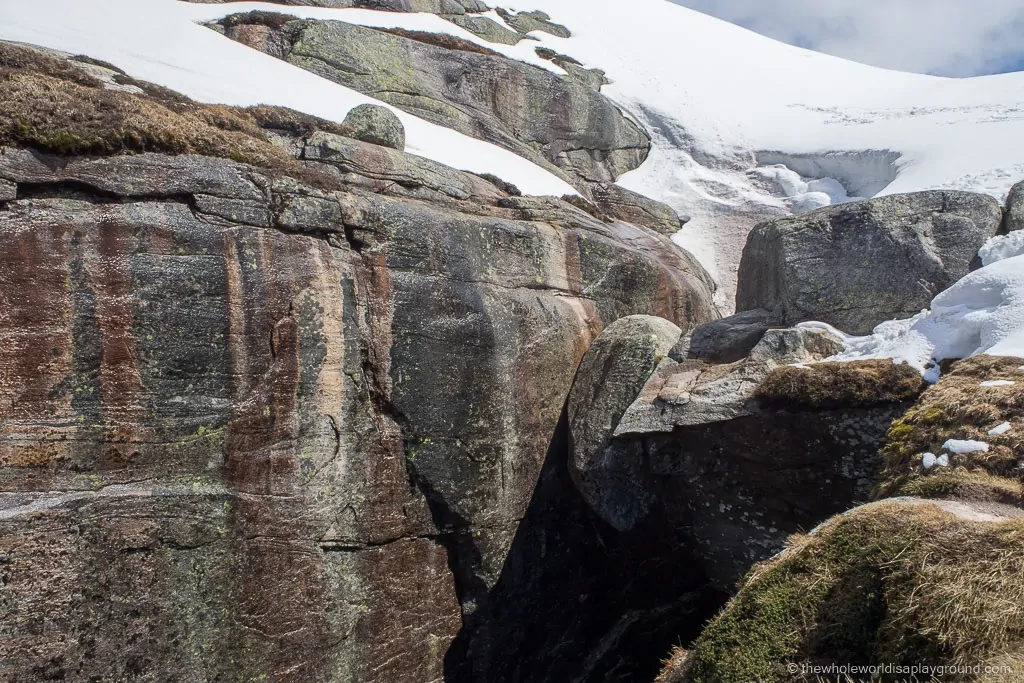 How to hike kjerag! What you need for Kjeragbolten! ©thewholeworldisaplayground