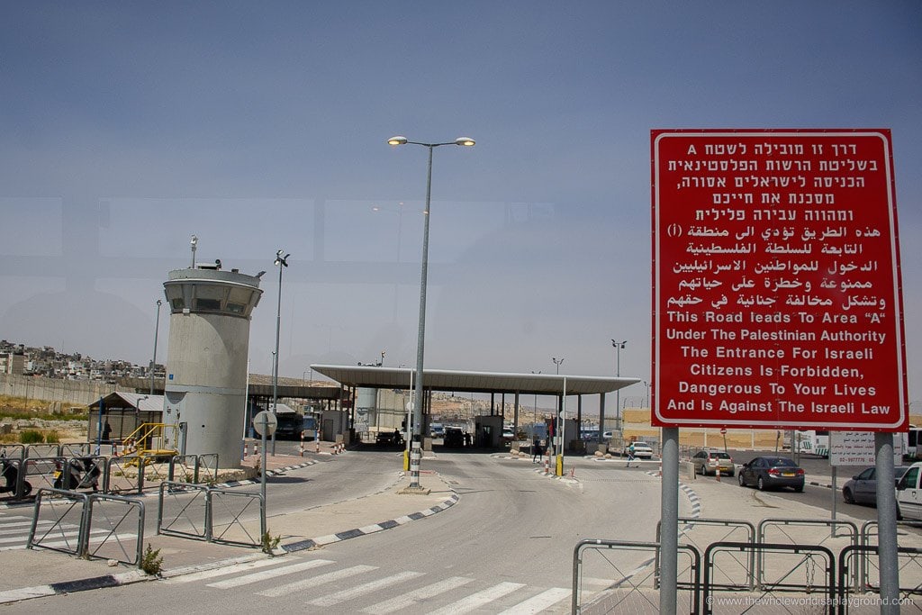 Jordan visa Israel Crossing King Hussein Bridge Allenby ©thewholeworldisaplayground
