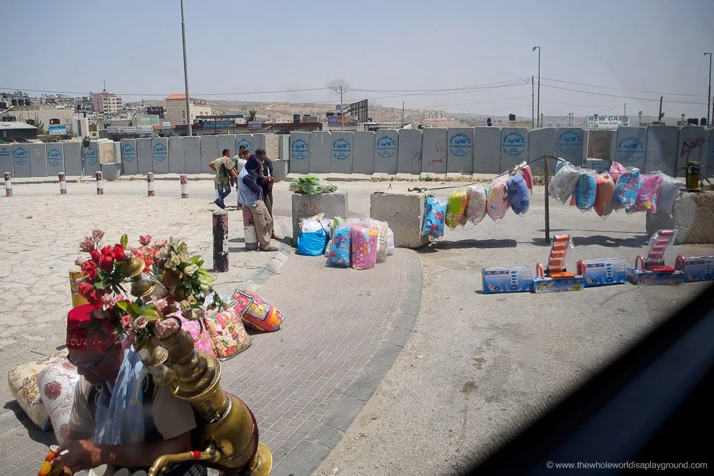 Jordan visa Israel Crossing King Hussein Bridge Allenby ©thewholeworldisaplayground