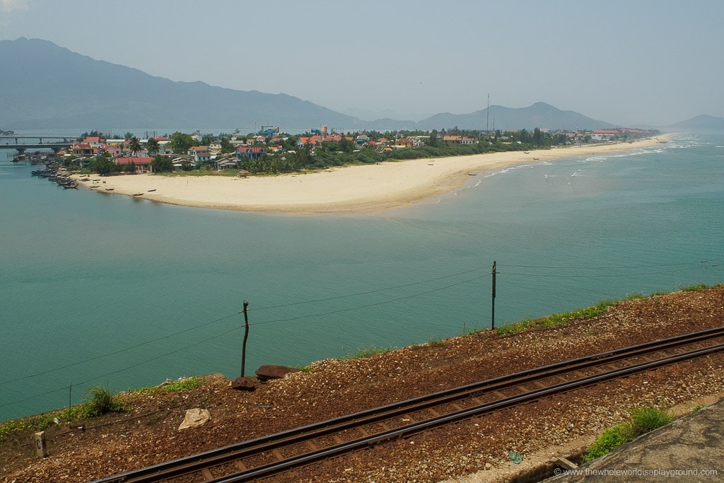 Hai Van Pass by car 13