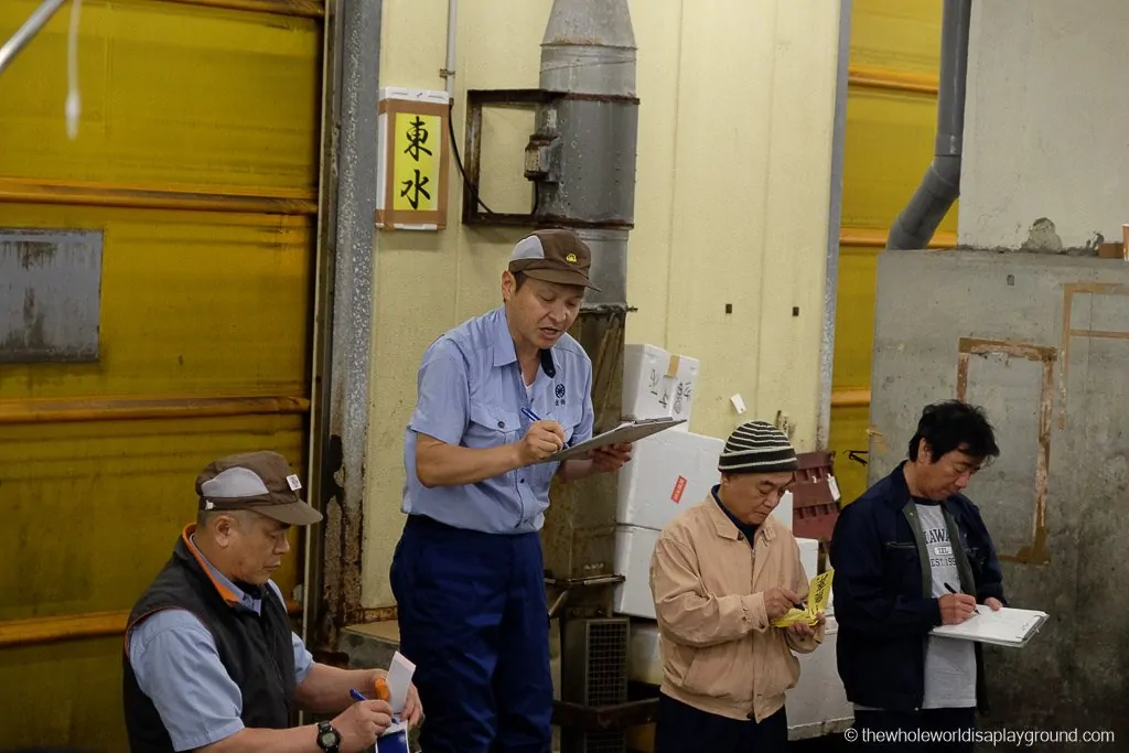 Visit Tsukiji fish market tuna auction Tokyo-36
