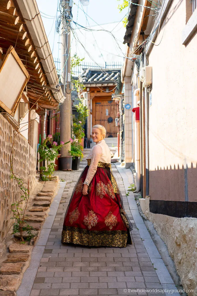 Pretty Korean girls wearing traditional Hanbok dress in Seoul