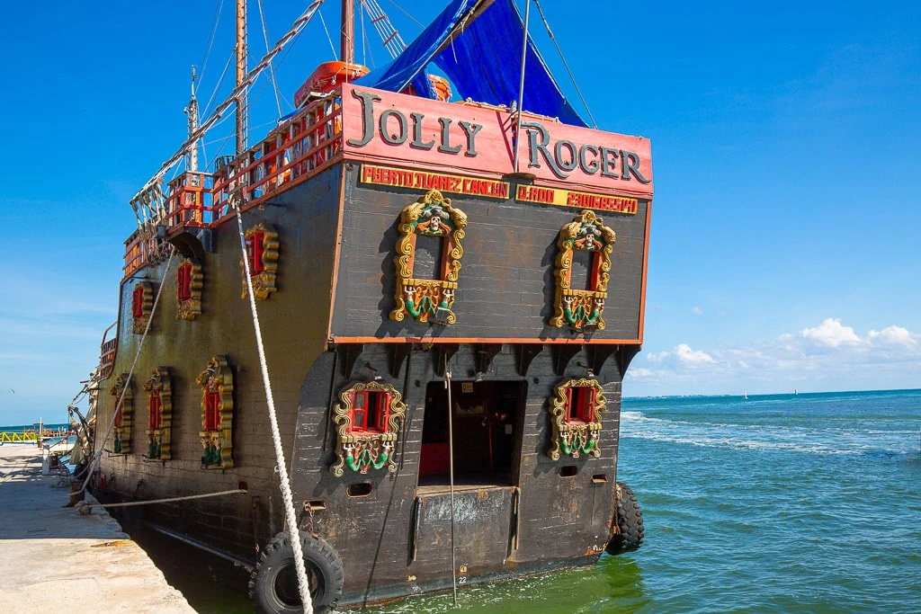 Jolly Roger Pirate Show Cancún - All You Need to Know BEFORE You