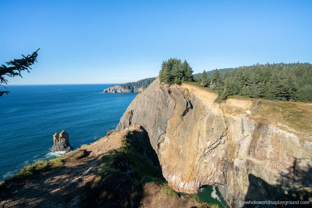 Devils Cauldron Hike Oregon