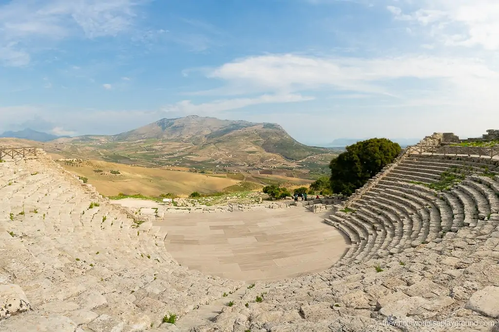 Renting a car in Sicily