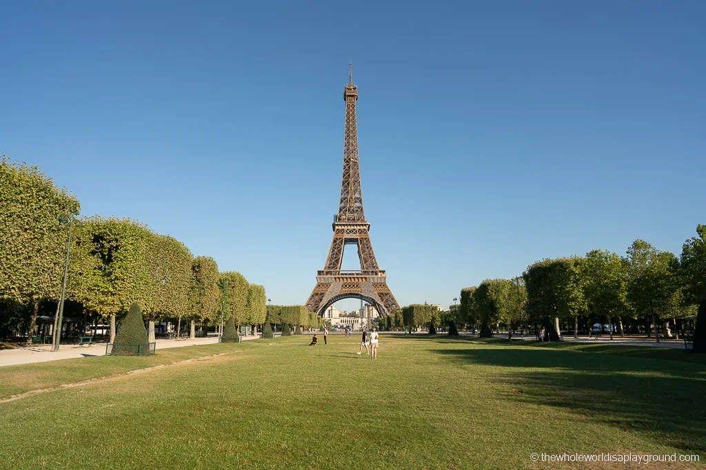 The size difference between the real Eiffel Tower and it's