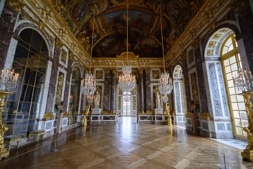 How to get to Versailles from Paris