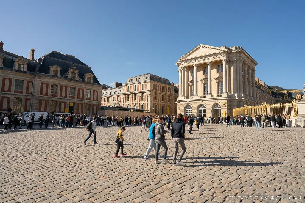 How to get to Versailles from Paris