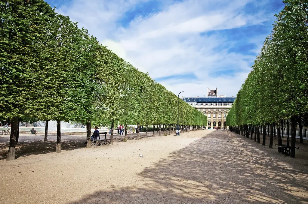 Emily in Paris Filming Locations