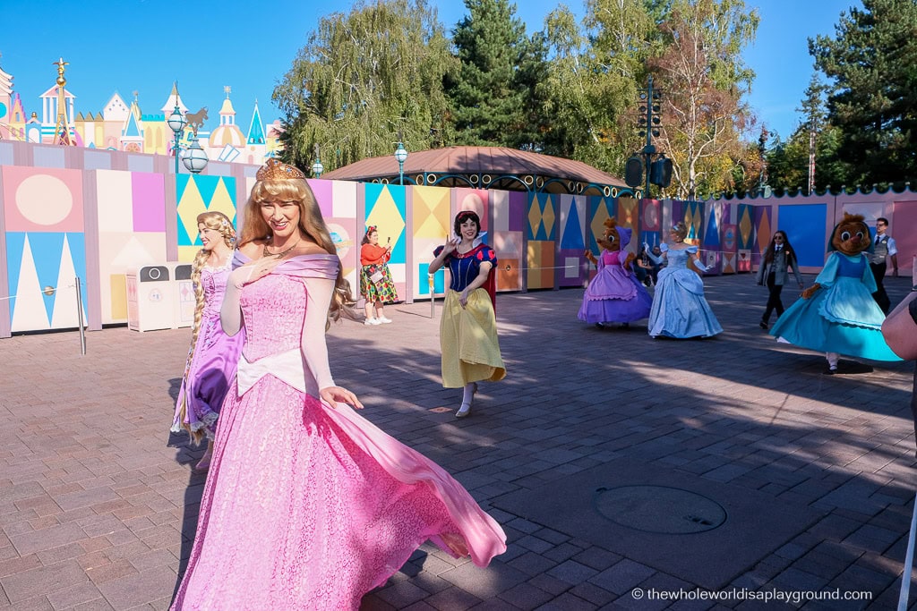 Where to Meet Characters Disneyland Paris