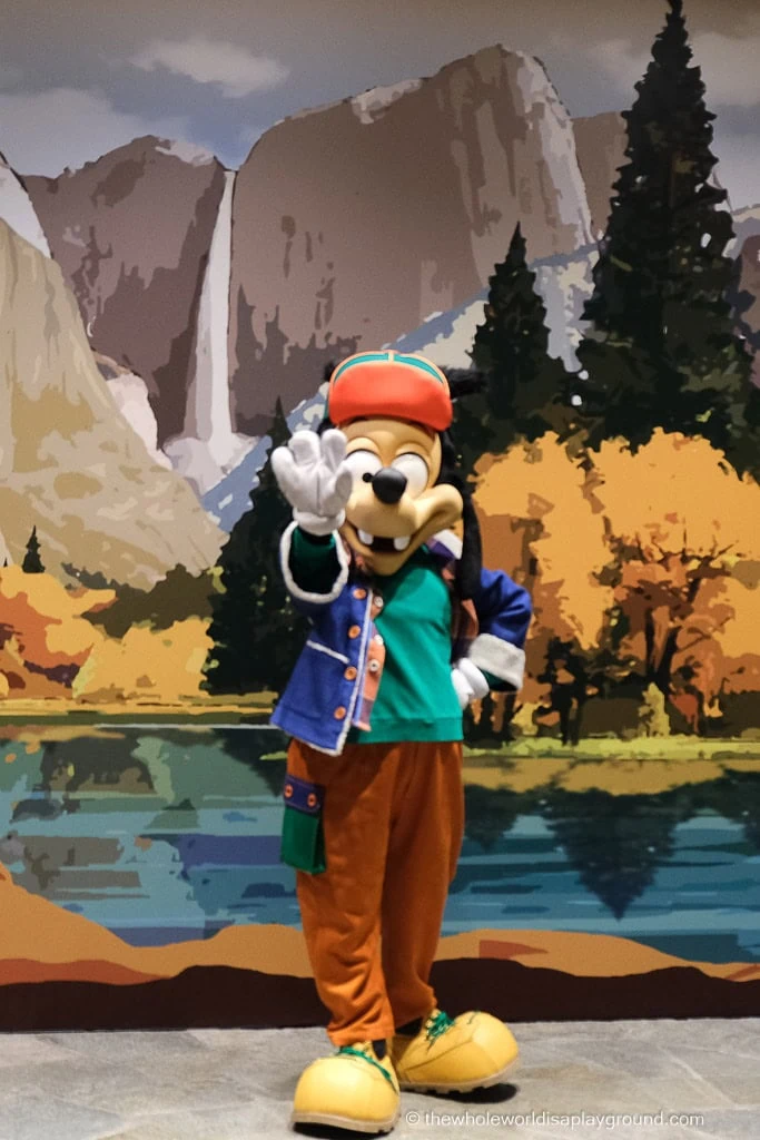 Where to Meet Characters Disneyland Paris