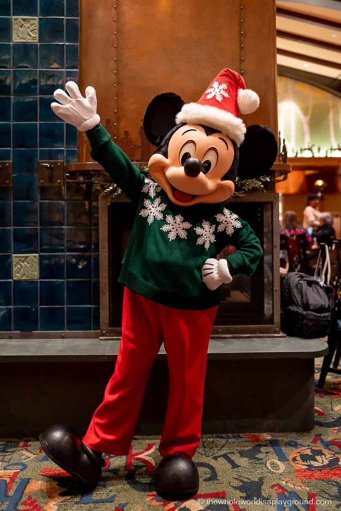 Best Character Dining Disneyland California