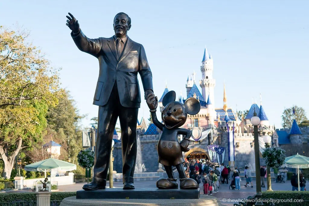 Disneyland California Early Entry Strategy
