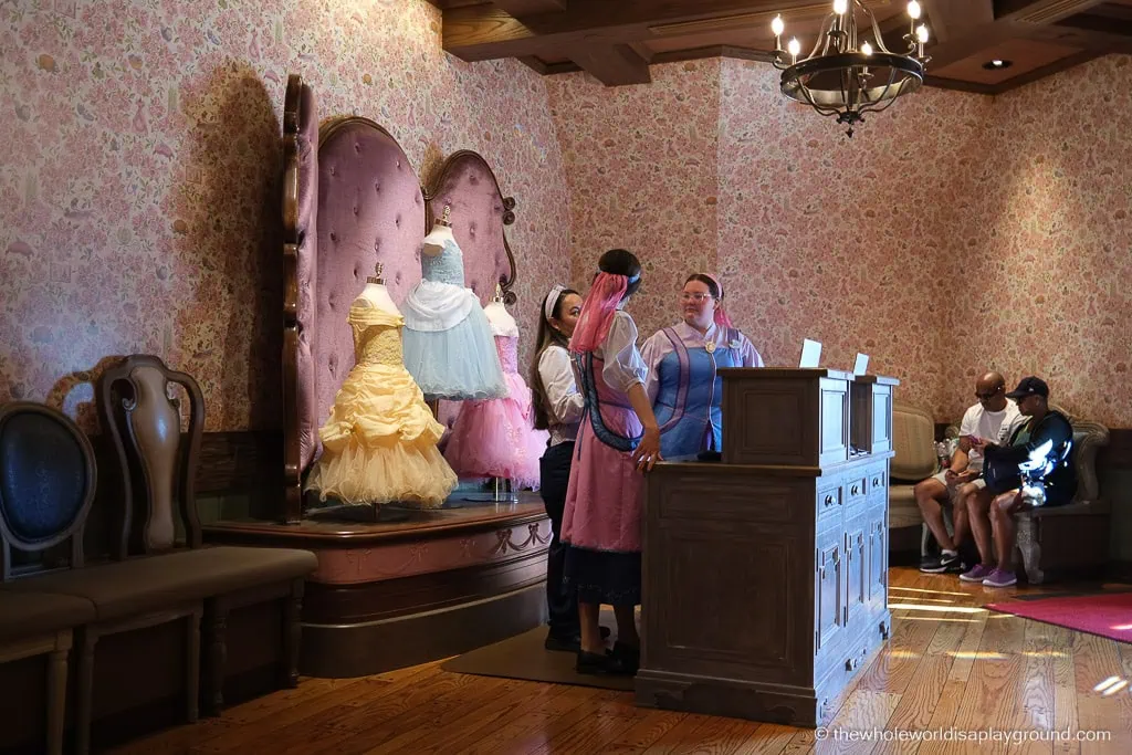 Guide to Bibbidi Bobbidi Boutique Magic Kingdom