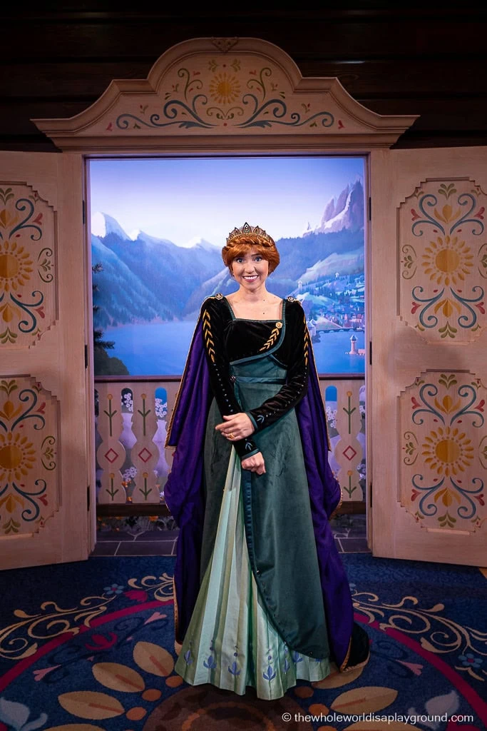 Meeting the Disney Princesses in Disney World