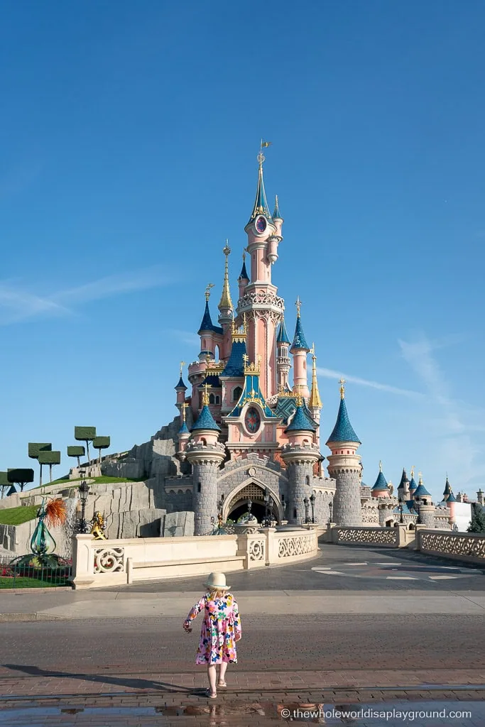 Character Dining at Disneyland Paris