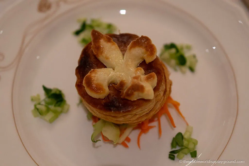 Character Dining at Disneyland Paris