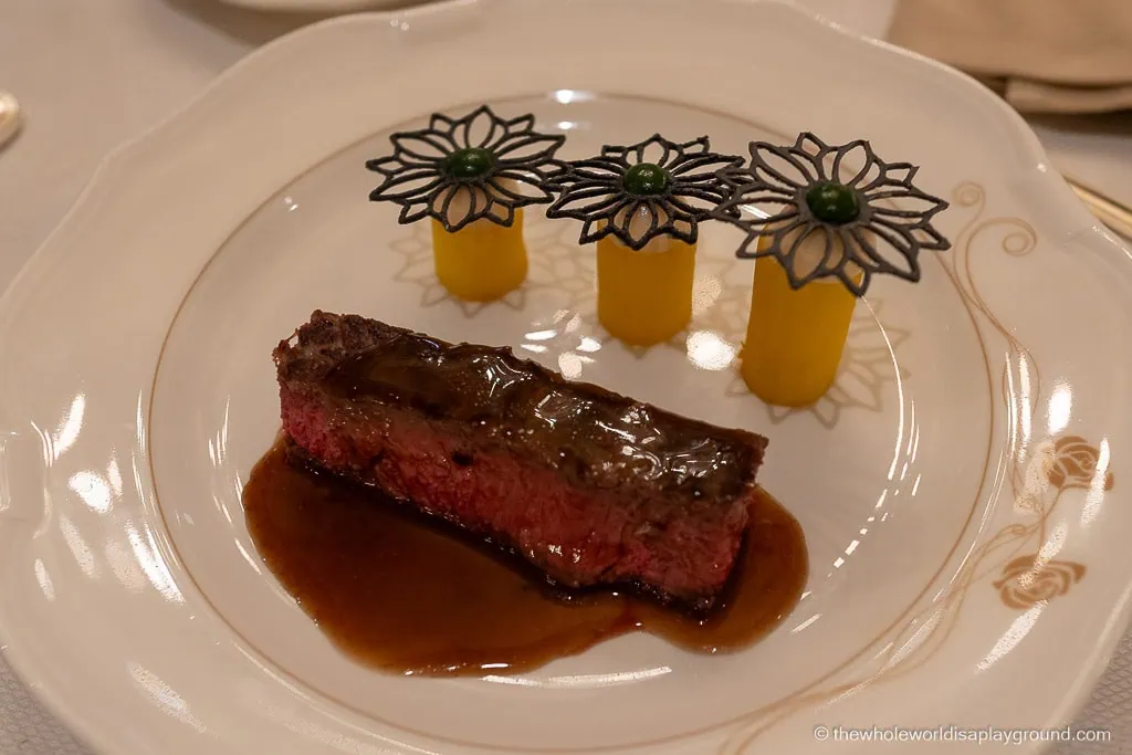 Character Dining at Disneyland Paris