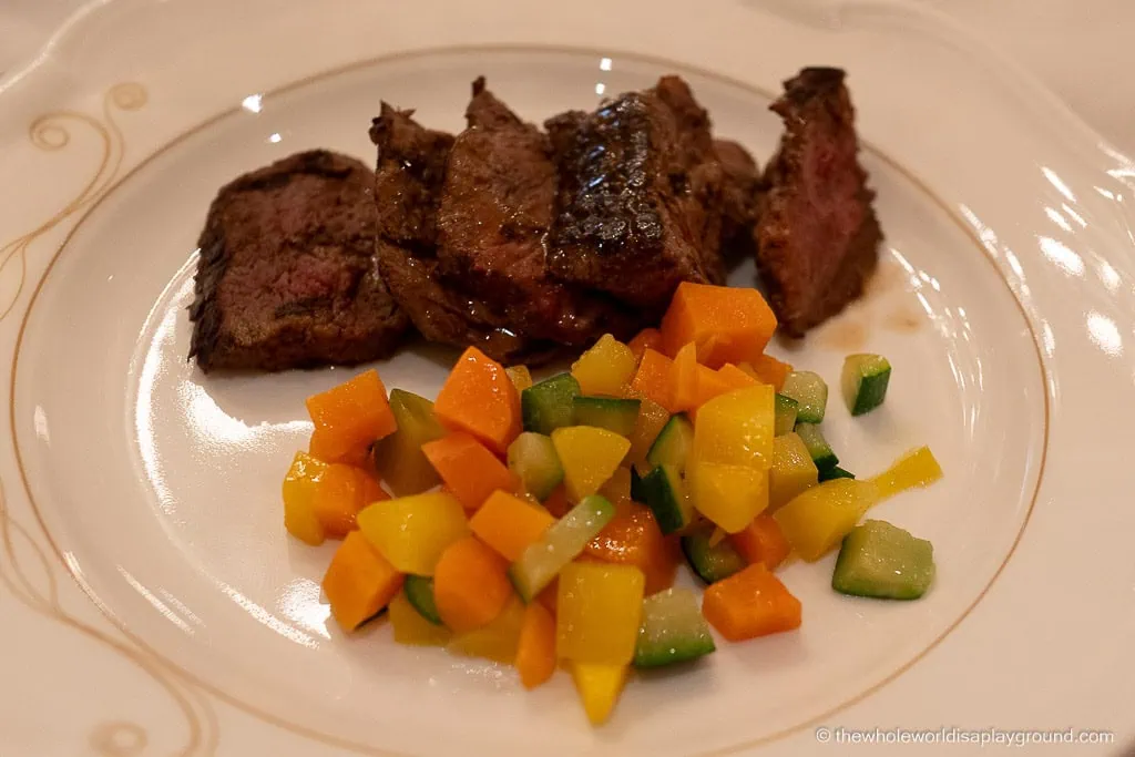 Character Dining at Disneyland Paris