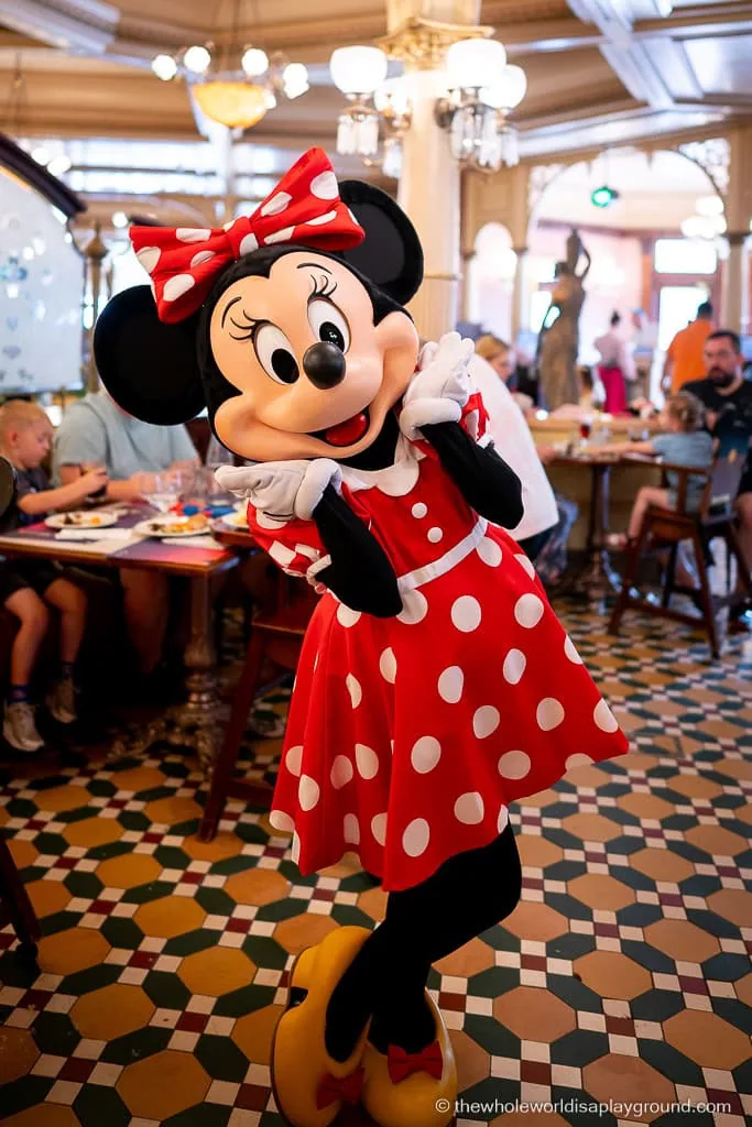 Character Dinner Plaza Gardens at Disneyland Paris