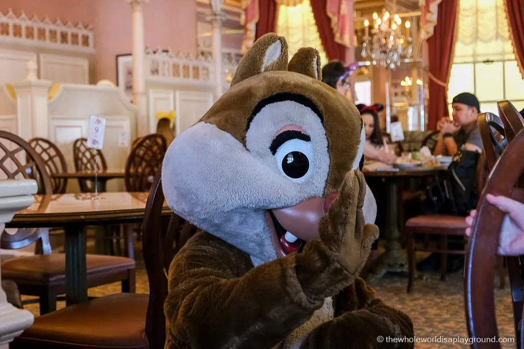 Disneyland California Minnie and Friends Character Breakfast
